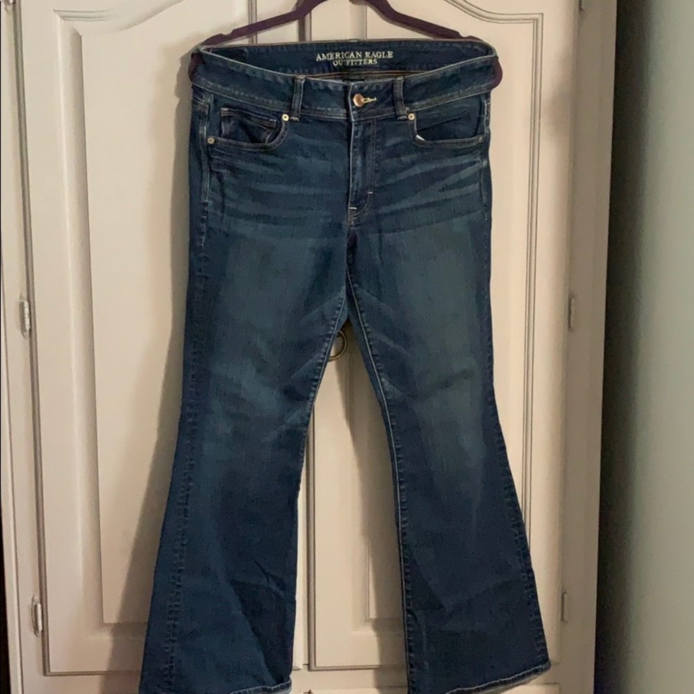 AE dark kick boot jeans. Super stretch